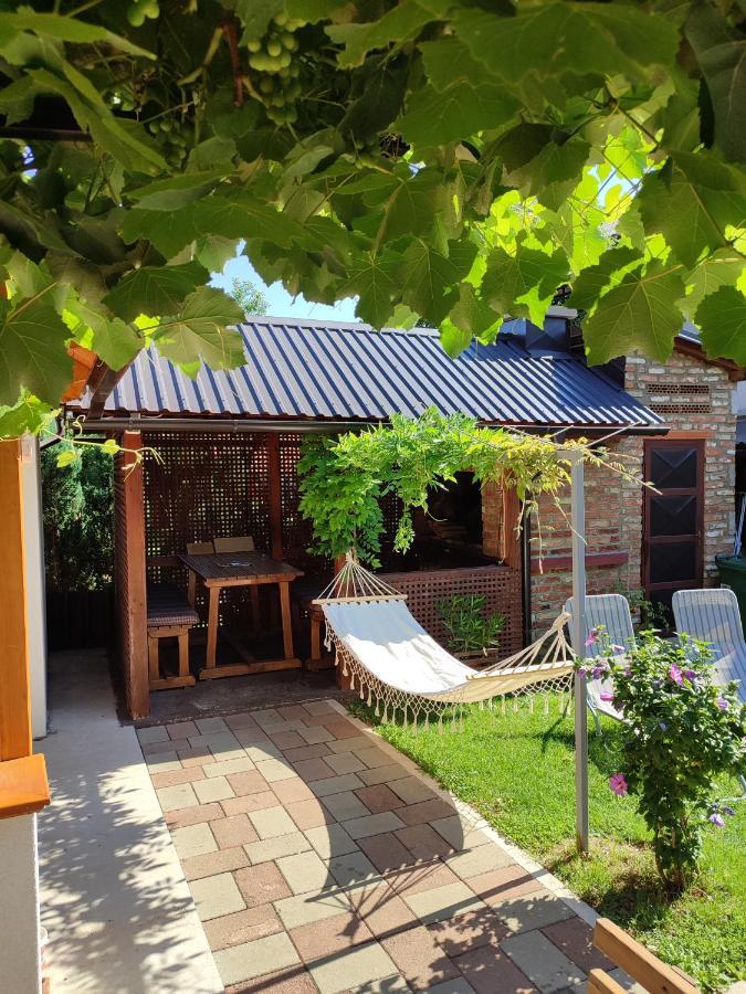 Guest House Josipovic Korenica Exterior foto